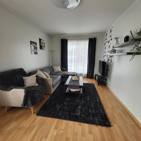 Long Holiday Apartment Kuressaare Luaran gambar